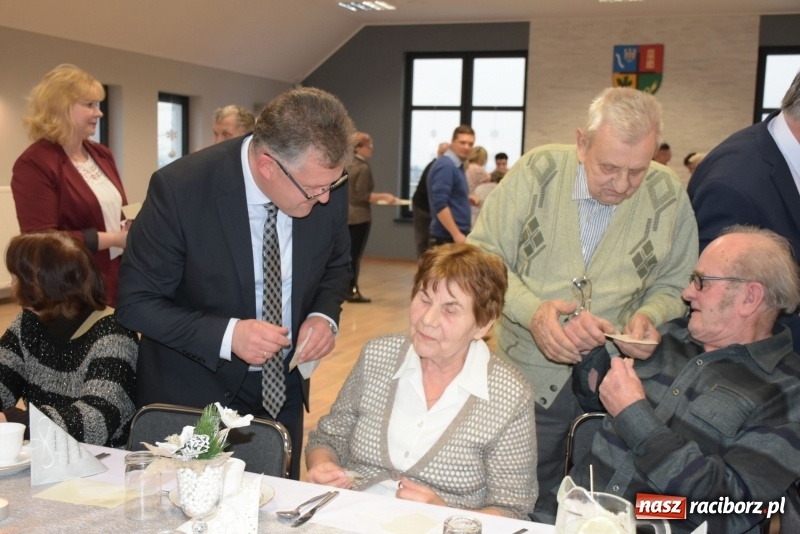 Zdjęcie w galerii na portalu naszraciborz.pl: Gdy pierwsza gwiazdka na niebie zabłyśnie...  wiadomości z regionu