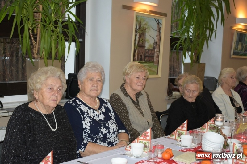 Zdjęcie w galerii na portalu naszraciborz.pl: Gdy pierwsza gwiazdka na niebie zabłyśnie...  wiadomości z regionu