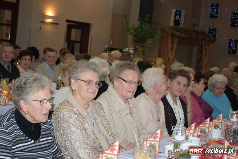 Zdjęcie w galerii na portalu naszraciborz.pl: Gdy pierwsza gwiazdka na niebie zabłyśnie...  wiadomości z regionu