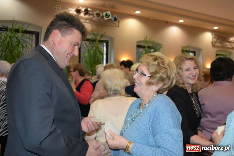 Zdjęcie w galerii na portalu naszraciborz.pl: Gdy pierwsza gwiazdka na niebie zabłyśnie...  wiadomości z regionu