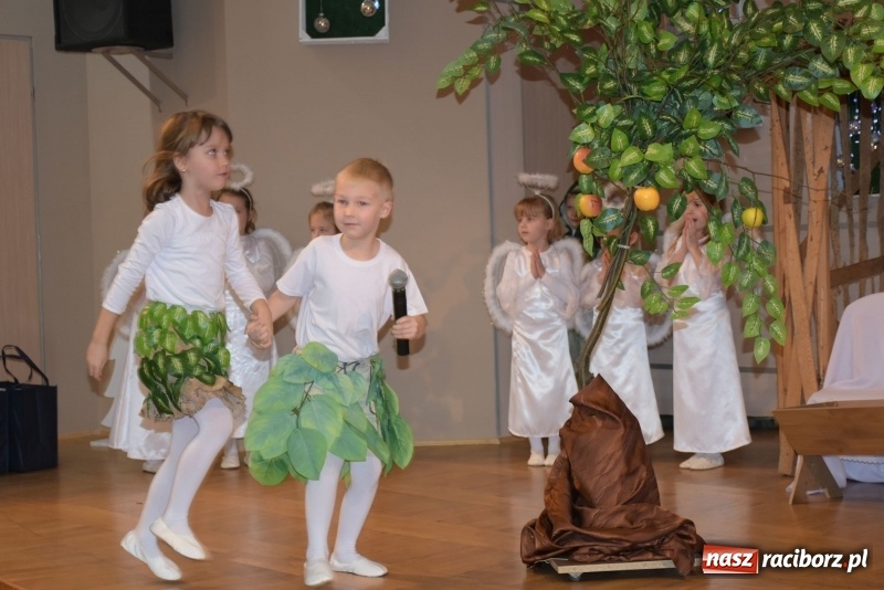 Zdjęcie w galerii na portalu naszraciborz.pl: Gdy pierwsza gwiazdka na niebie zabłyśnie...  wiadomości z regionu