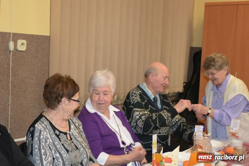 Zdjęcie w galerii na portalu naszraciborz.pl: Gdy pierwsza gwiazdka na niebie zabłyśnie...  wiadomości z regionu