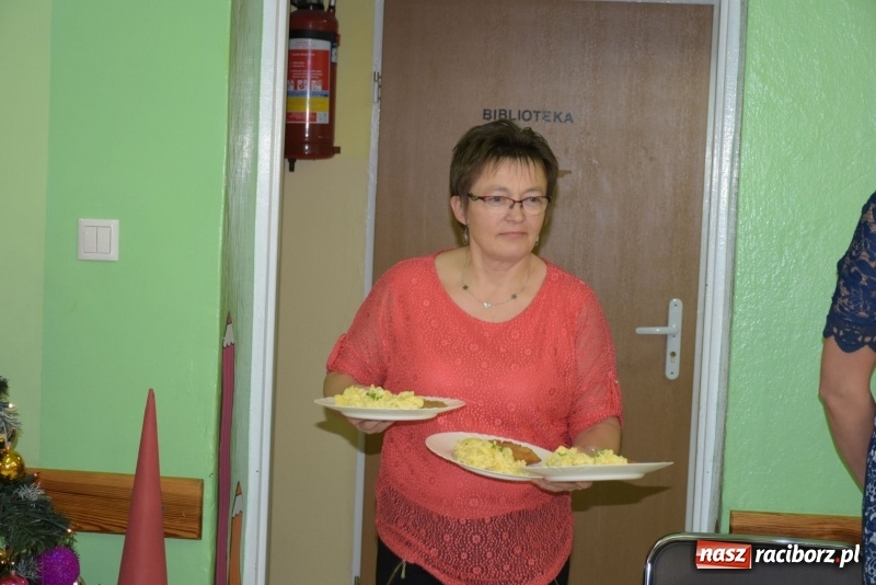 Zdjęcie w galerii na portalu naszraciborz.pl: Gdy pierwsza gwiazdka na niebie zabłyśnie...  wiadomości z regionu