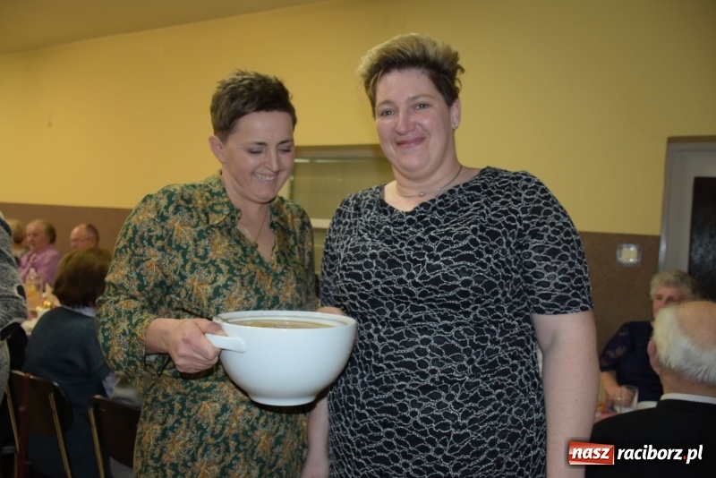 Zdjęcie w galerii na portalu naszraciborz.pl: Gdy pierwsza gwiazdka na niebie zabłyśnie...  wiadomości z regionu