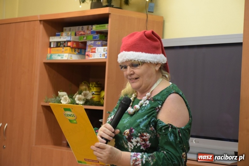 Zdjęcie w galerii na portalu naszraciborz.pl: Gdy pierwsza gwiazdka na niebie zabłyśnie...  wiadomości z regionu