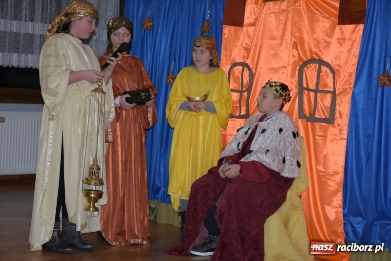 Zdjęcie w galerii na portalu naszraciborz.pl: Gdy pierwsza gwiazdka na niebie zabłyśnie...  wiadomości z regionu