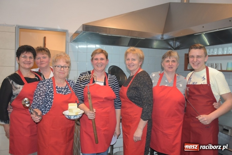 Zdjęcie w galerii na portalu naszraciborz.pl: Gdy pierwsza gwiazdka na niebie zabłyśnie...  wiadomości z regionu