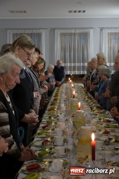 Zdjęcie w galerii na portalu naszraciborz.pl: Gdy pierwsza gwiazdka na niebie zabłyśnie...  wiadomości z regionu