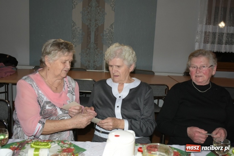 Zdjęcie w galerii na portalu naszraciborz.pl: Gdy pierwsza gwiazdka na niebie zabłyśnie...  wiadomości z regionu