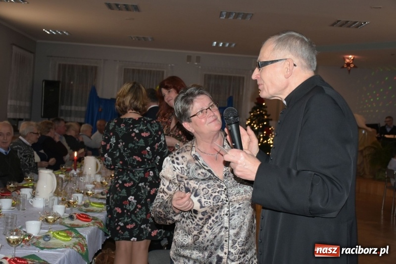 Zdjęcie w galerii na portalu naszraciborz.pl: Gdy pierwsza gwiazdka na niebie zabłyśnie...  wiadomości z regionu