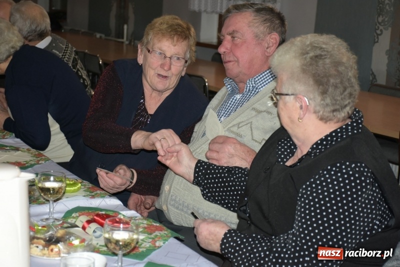 Zdjęcie w galerii na portalu naszraciborz.pl: Gdy pierwsza gwiazdka na niebie zabłyśnie...  wiadomości z regionu