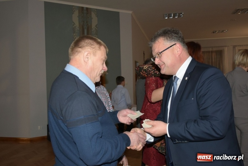 Zdjęcie w galerii na portalu naszraciborz.pl: Gdy pierwsza gwiazdka na niebie zabłyśnie...  wiadomości z regionu