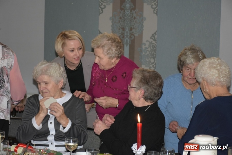 Zdjęcie w galerii na portalu naszraciborz.pl: Gdy pierwsza gwiazdka na niebie zabłyśnie...  wiadomości z regionu