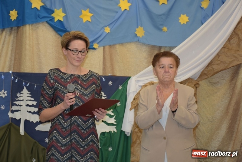 Zdjęcie w galerii na portalu naszraciborz.pl: Gdy pierwsza gwiazdka na niebie zabłyśnie...  wiadomości z regionu