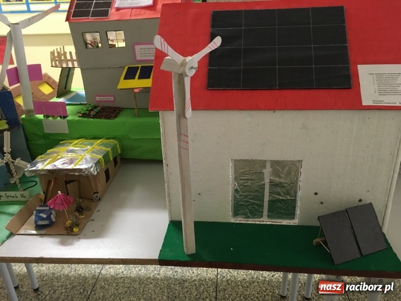 Zdjęcie w galerii na portalu naszraciborz.pl: Energooszczędny dom marzeń młodych raciborzan  wiadomości z regionu