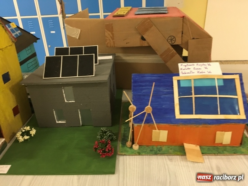 Zdjęcie w galerii na portalu naszraciborz.pl: Energooszczędny dom marzeń młodych raciborzan  wiadomości z regionu