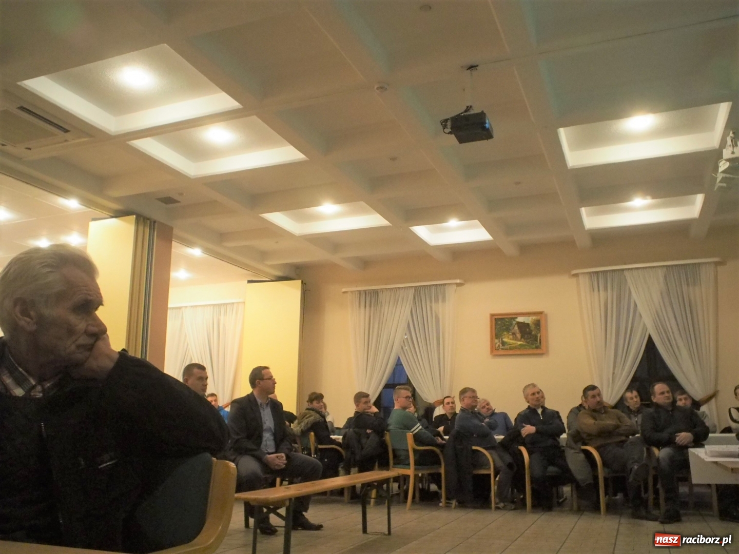 Zdjęcie w galerii na portalu naszraciborz.pl: Odbyły się konsultacje społeczne w sprawie lokalizacji nowego mostu na Odrze  wiadomości z regionu