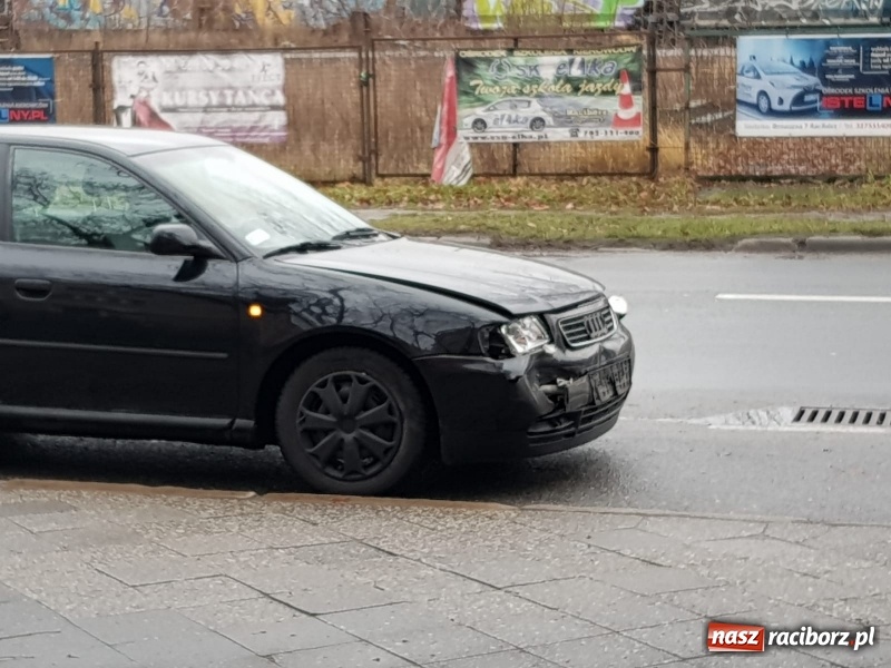 Zdjęcie w galerii na portalu naszraciborz.pl: Mnożą się kolizje. Policja apeluje o rozważną jazdę  wiadomości z regionu