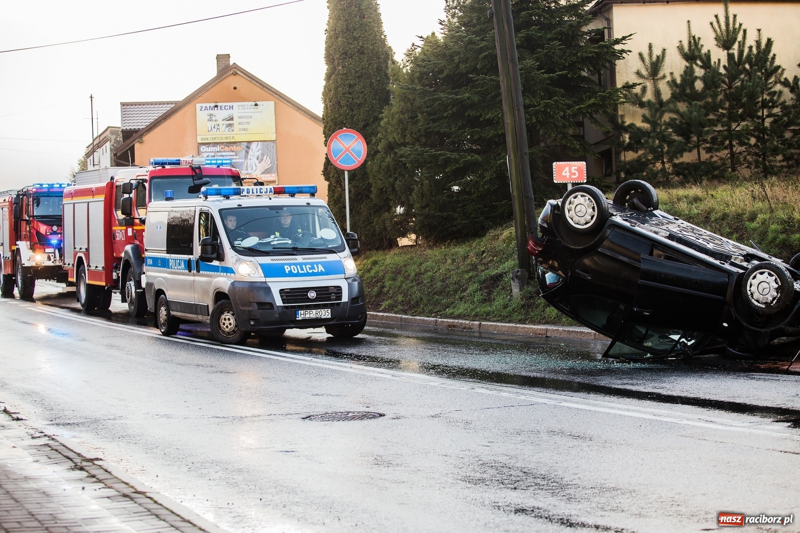 Zdjęcie w galerii na portalu naszraciborz.pl: Szarża BMW na Kozielskiej w Raciborzu. W tym miejscu doszło ostatnio do kilku kolizji WIDEO wiadomości z regionu