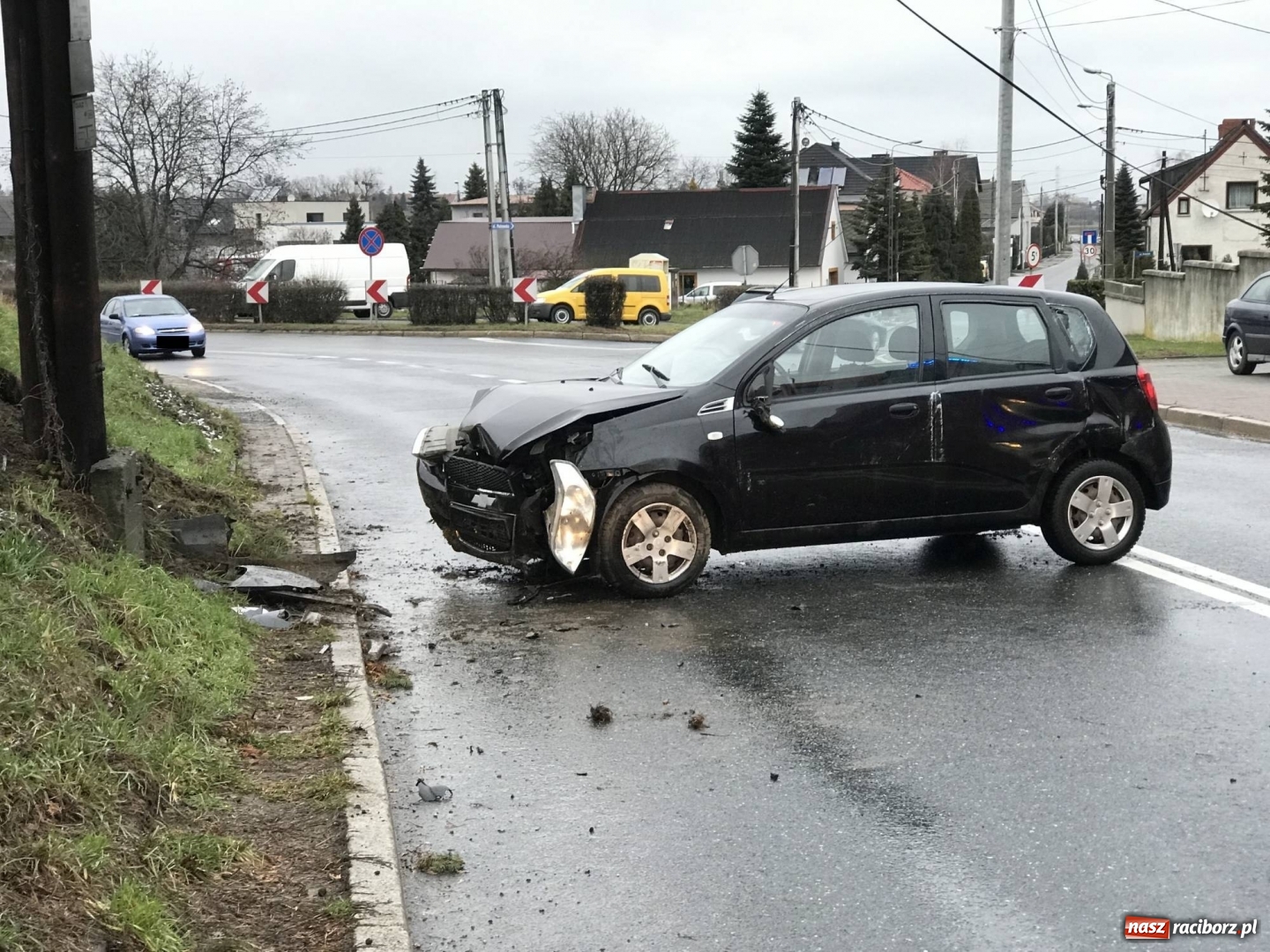 Zdjęcie w galerii na portalu naszraciborz.pl: Szarża BMW na Kozielskiej w Raciborzu. W tym miejscu doszło ostatnio do kilku kolizji WIDEO wiadomości z regionu