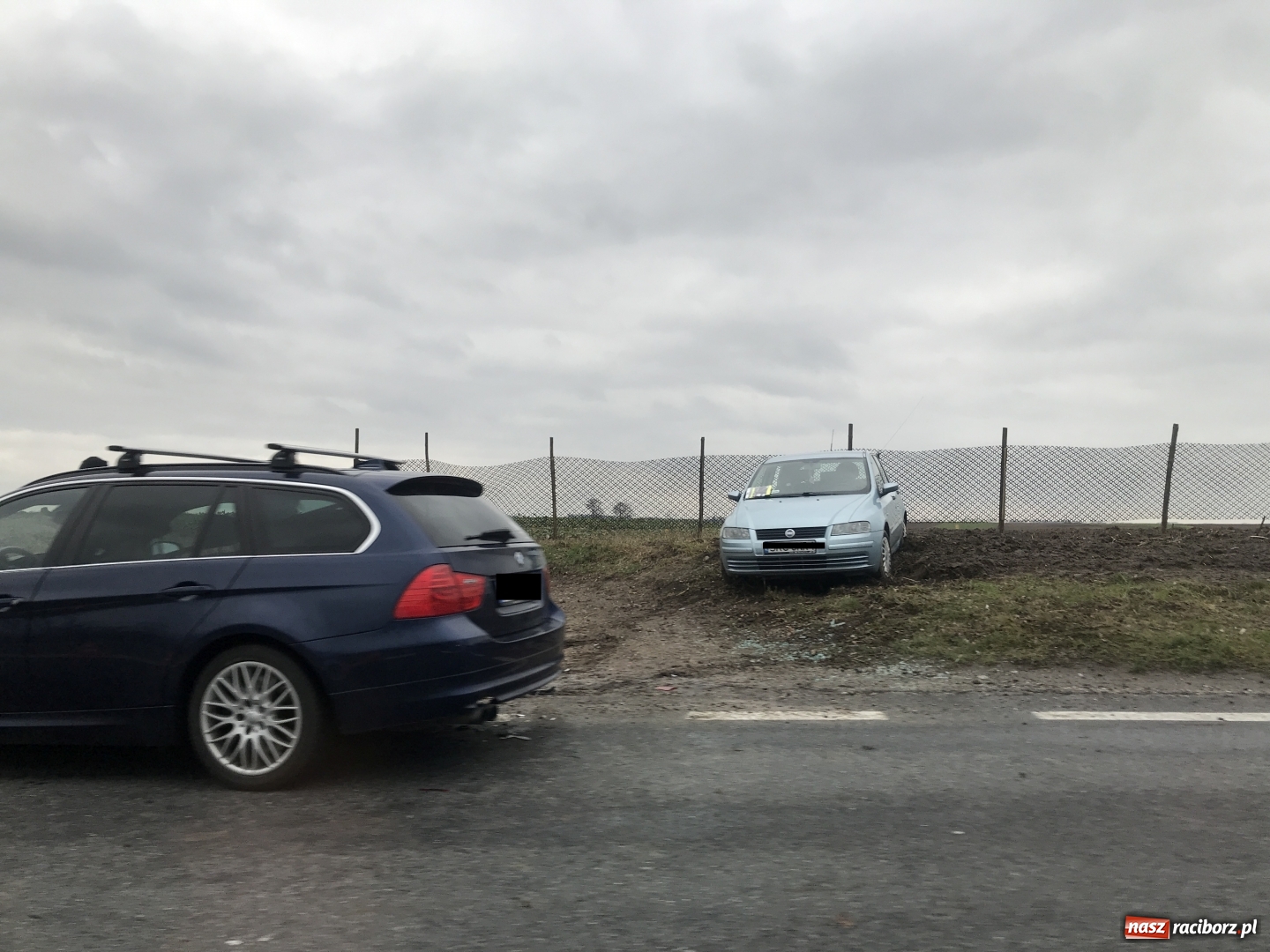 Zdjęcie w galerii na portalu naszraciborz.pl: Szarża BMW na Kozielskiej w Raciborzu. W tym miejscu doszło ostatnio do kilku kolizji WIDEO wiadomości z regionu