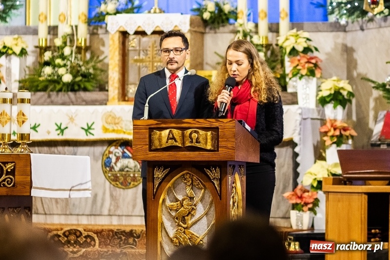 Zdjęcie w galerii na portalu naszraciborz.pl: Kolędowanie dla Asi w Studziennej wiadomości z regionu