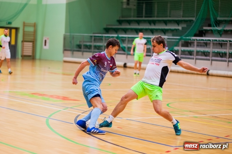 Zdjęcie w galerii na portalu naszraciborz.pl: Ostatnie halowe zmagania dla starego roku pożegnania wiadomości z regionu