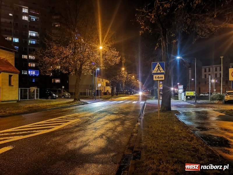 Zdjęcie w galerii na portalu naszraciborz.pl: Dwa niebezpieczne przejścia zostały już doświetlone  wiadomości z regionu
