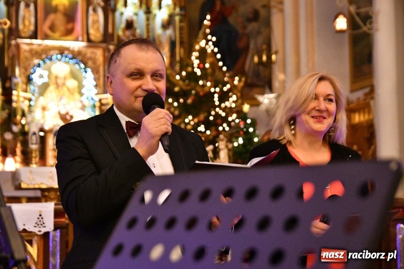 Zdjęcie w galerii na portalu naszraciborz.pl: U świętego Jana na Ostrogu zabrzmiały kolędy i pastorałki  wiadomości z regionu