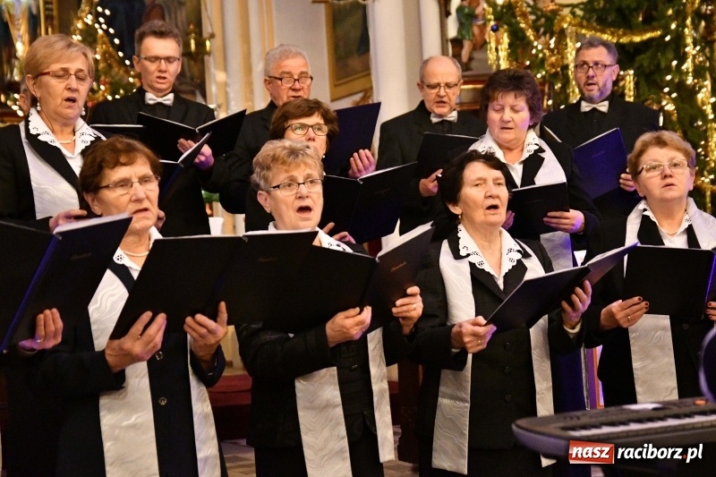 Zdjęcie w galerii na portalu naszraciborz.pl: U świętego Jana na Ostrogu zabrzmiały kolędy i pastorałki  wiadomości z regionu