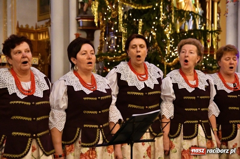 Zdjęcie w galerii na portalu naszraciborz.pl: U świętego Jana na Ostrogu zabrzmiały kolędy i pastorałki  wiadomości z regionu