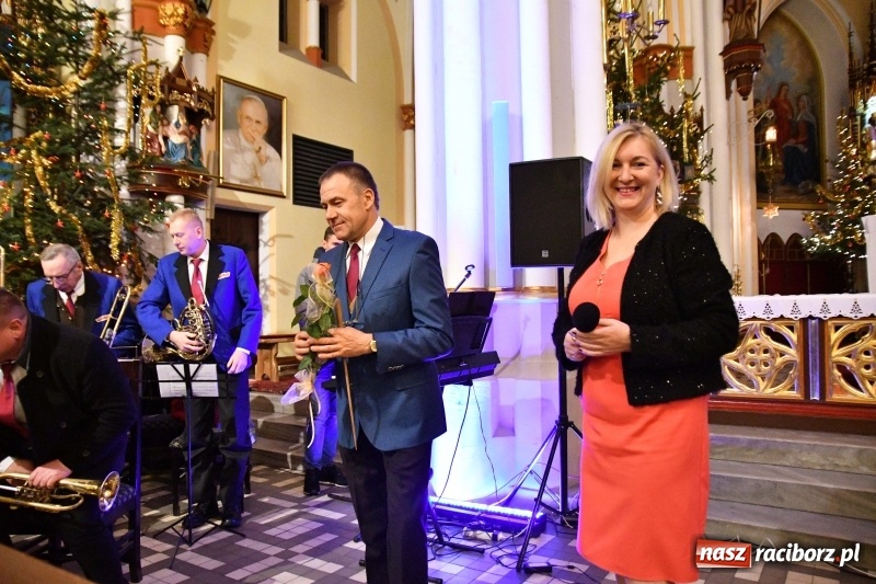 Zdjęcie w galerii na portalu naszraciborz.pl: U świętego Jana na Ostrogu zabrzmiały kolędy i pastorałki  wiadomości z regionu