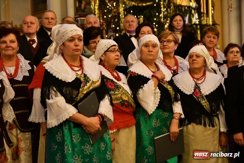 Zdjęcie w galerii na portalu naszraciborz.pl: U świętego Jana na Ostrogu zabrzmiały kolędy i pastorałki  wiadomości z regionu