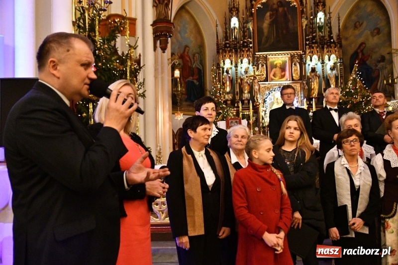 Zdjęcie w galerii na portalu naszraciborz.pl: U świętego Jana na Ostrogu zabrzmiały kolędy i pastorałki  wiadomości z regionu