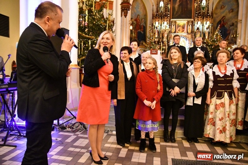 Zdjęcie w galerii na portalu naszraciborz.pl: U świętego Jana na Ostrogu zabrzmiały kolędy i pastorałki  wiadomości z regionu