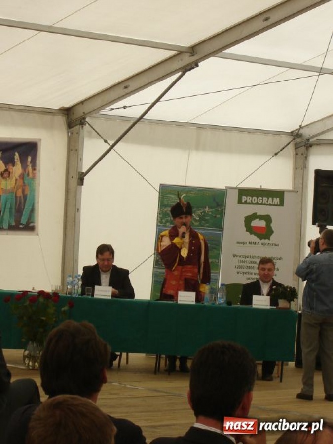 Zdjęcie w galerii na portalu naszraciborz.pl: Finaliści małej ojczyzny wiadomości z regionu