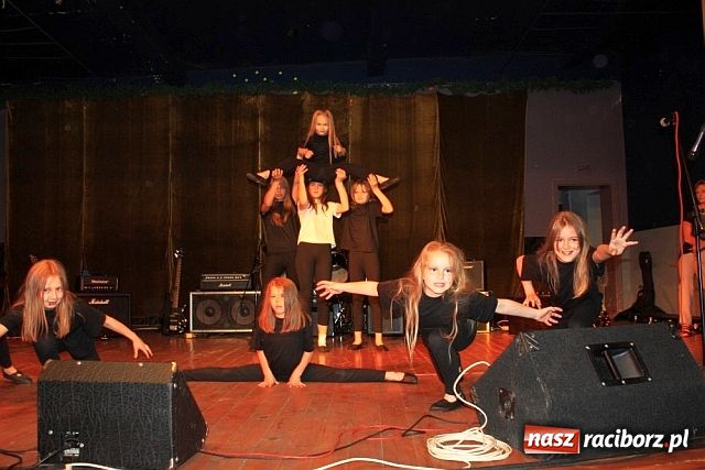 Zdjęcie w galerii na portalu naszraciborz.pl: Najzdolniejsi z gminy Krzanowice na finał wiadomości z regionu