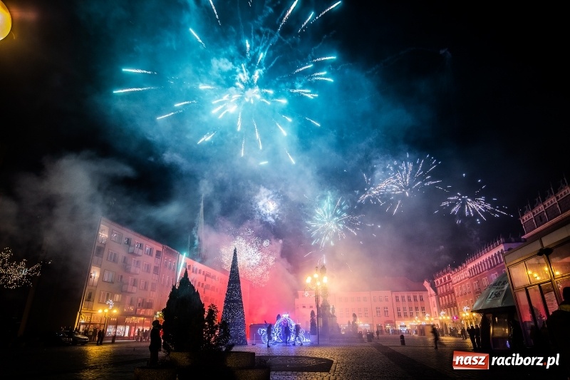 Zdjęcie w galerii na portalu naszraciborz.pl: Zakaz przemieszczania się to nie godzina policyjna  wiadomości z regionu