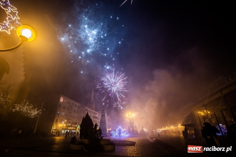 Zdjęcie w galerii na portalu naszraciborz.pl: Zakaz przemieszczania się to nie godzina policyjna  wiadomości z regionu