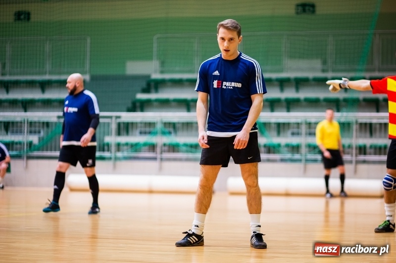 Zdjęcie w galerii na portalu naszraciborz.pl: HLPN: Kosmo-Car i Marek&Dariusz Metallbau pokonują rywali w piątkowych pojedynkach wiadomości z regionu