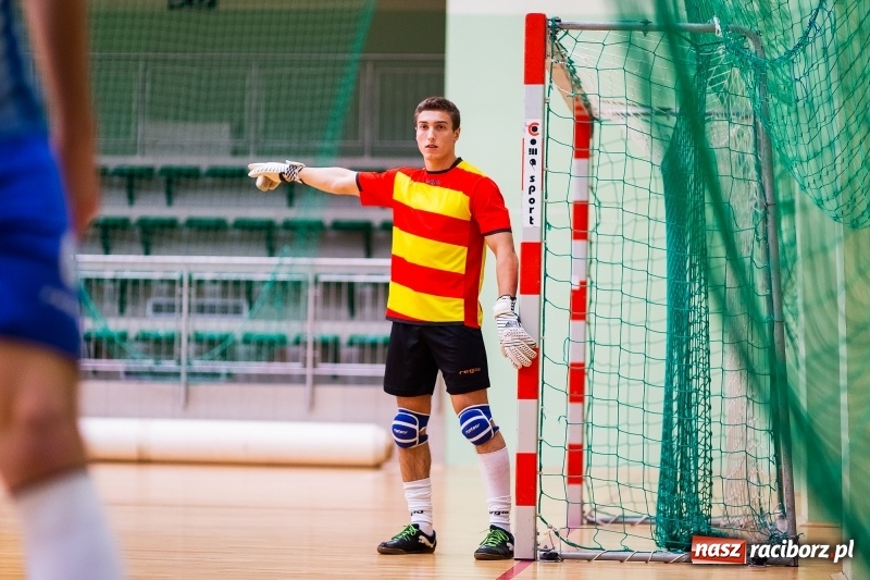 Zdjęcie w galerii na portalu naszraciborz.pl: HLPN: Kosmo-Car i Marek&Dariusz Metallbau pokonują rywali w piątkowych pojedynkach wiadomości z regionu