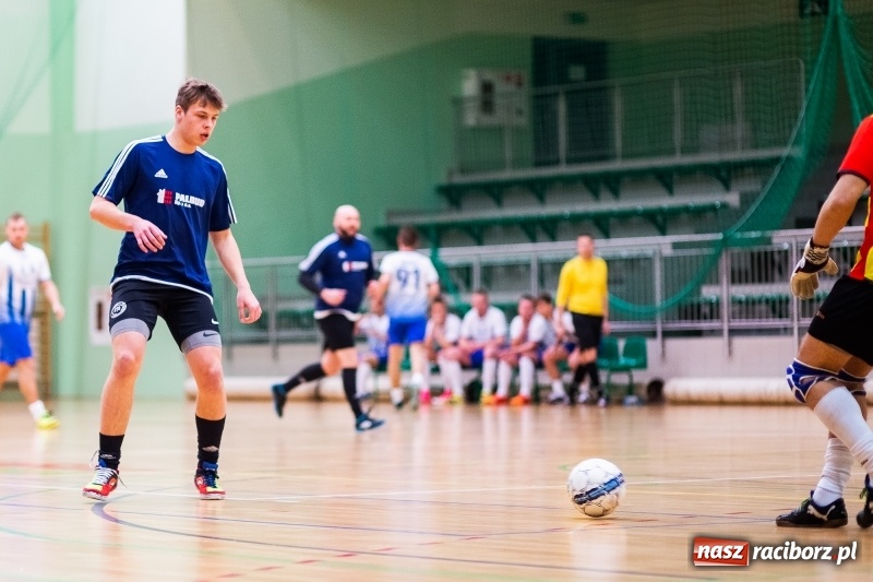 Zdjęcie w galerii na portalu naszraciborz.pl: HLPN: Kosmo-Car i Marek&Dariusz Metallbau pokonują rywali w piątkowych pojedynkach wiadomości z regionu