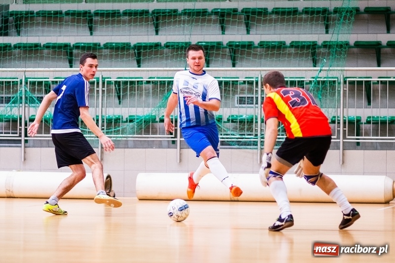 Zdjęcie w galerii na portalu naszraciborz.pl: HLPN: Kosmo-Car i Marek&Dariusz Metallbau pokonują rywali w piątkowych pojedynkach wiadomości z regionu