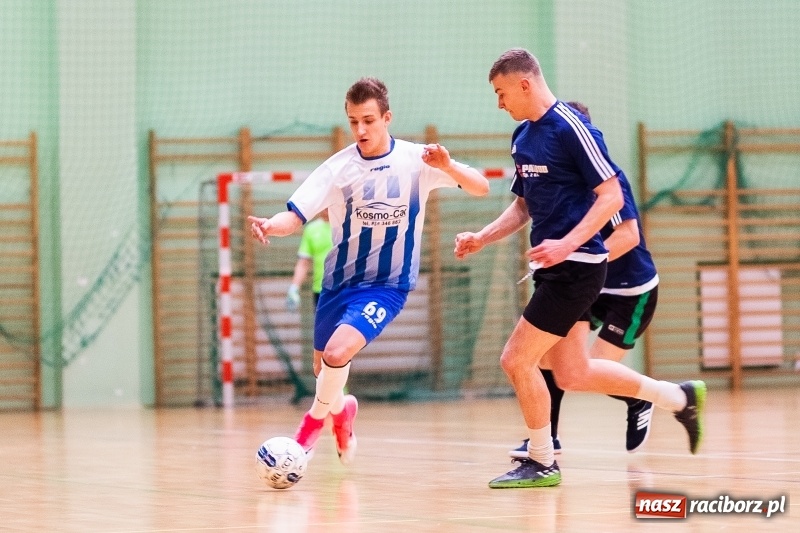 Zdjęcie w galerii na portalu naszraciborz.pl: HLPN: Kosmo-Car i Marek&Dariusz Metallbau pokonują rywali w piątkowych pojedynkach wiadomości z regionu