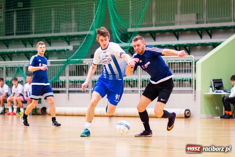 Zdjęcie w galerii na portalu naszraciborz.pl: HLPN: Kosmo-Car i Marek&Dariusz Metallbau pokonują rywali w piątkowych pojedynkach wiadomości z regionu