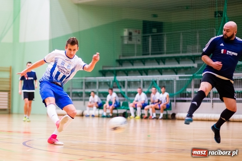 Zdjęcie w galerii na portalu naszraciborz.pl: HLPN: Kosmo-Car i Marek&Dariusz Metallbau pokonują rywali w piątkowych pojedynkach wiadomości z regionu