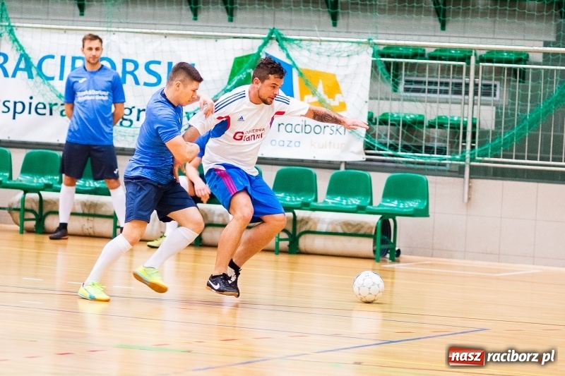 Zdjęcie w galerii na portalu naszraciborz.pl: HLPN: Kosmo-Car i Marek&Dariusz Metallbau pokonują rywali w piątkowych pojedynkach wiadomości z regionu