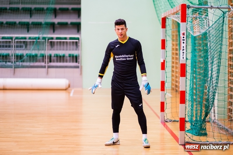 Zdjęcie w galerii na portalu naszraciborz.pl: HLPN: Kosmo-Car i Marek&Dariusz Metallbau pokonują rywali w piątkowych pojedynkach wiadomości z regionu