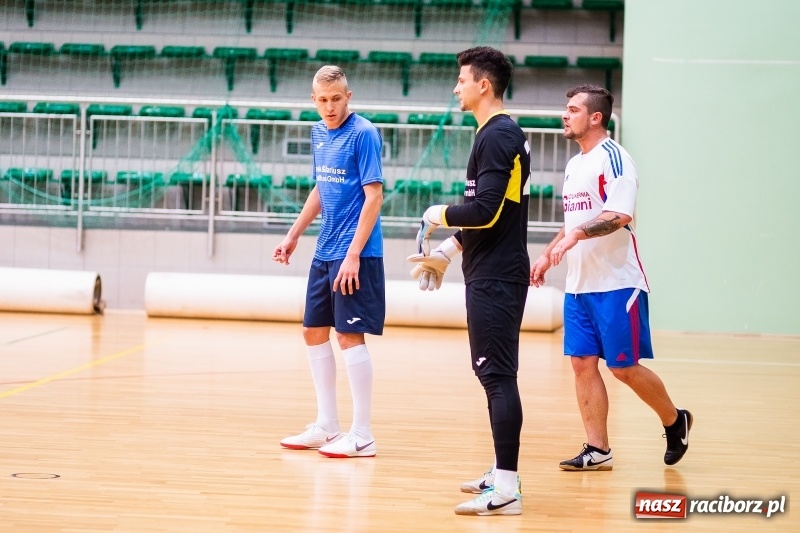 Zdjęcie w galerii na portalu naszraciborz.pl: HLPN: Kosmo-Car i Marek&Dariusz Metallbau pokonują rywali w piątkowych pojedynkach wiadomości z regionu