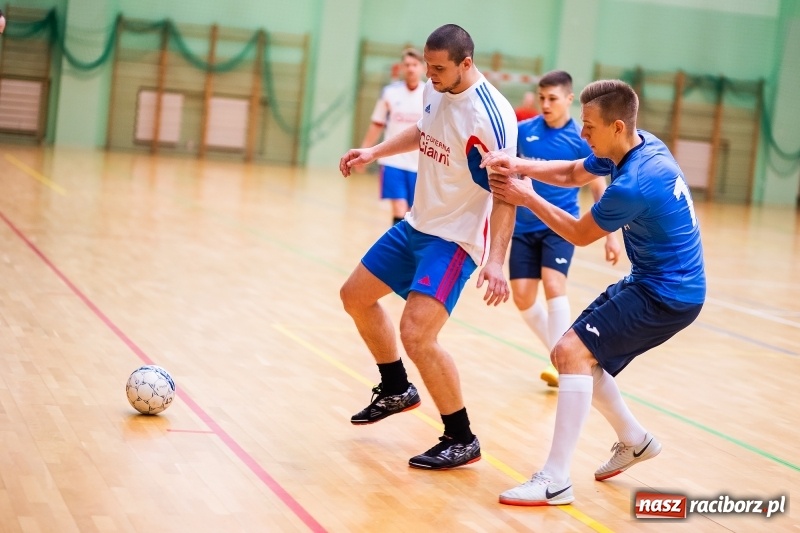 Zdjęcie w galerii na portalu naszraciborz.pl: HLPN: Kosmo-Car i Marek&Dariusz Metallbau pokonują rywali w piątkowych pojedynkach wiadomości z regionu